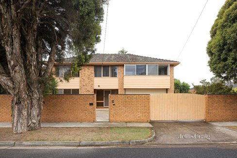 2 Bray Street Reservoir 3073