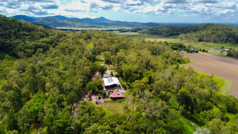 2 Brown Road, PRESTON QLD 4800