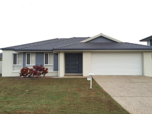 2 Carbis Street, NUDGEE QLD 4014