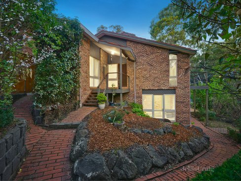 2 Christine Avenue Eltham 3095