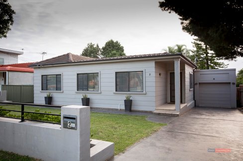 2 Clive Street, REVESBY NSW 2212