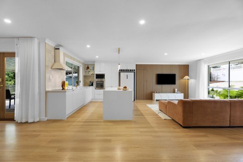 2 Cowell Drive, Burleigh Heads QLD 4220