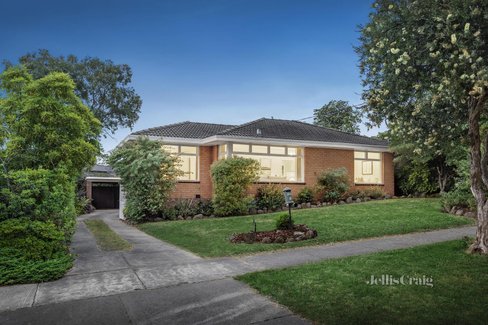 2 Creswick Street Glen Waverley 3150