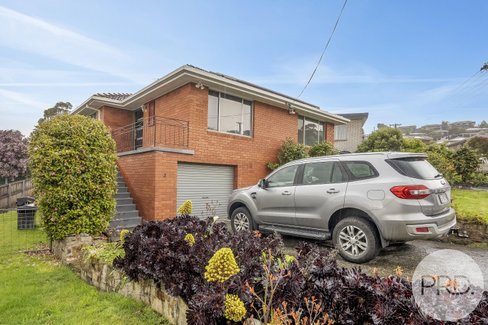 2 Delwood Drive, LUTANA TAS 7009