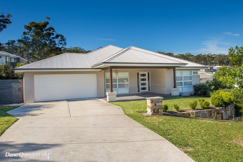 2 Dockside Avenue, CORLETTE NSW 2315