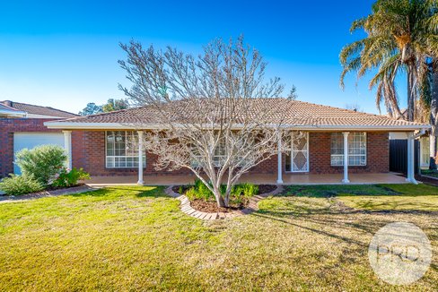 2 Egret Place, ESTELLA NSW 2650