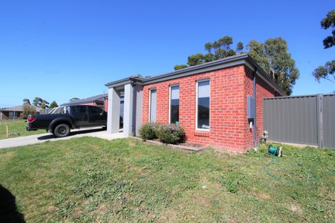 2 Eldridge Court, SEBASTOPOL VIC 3356