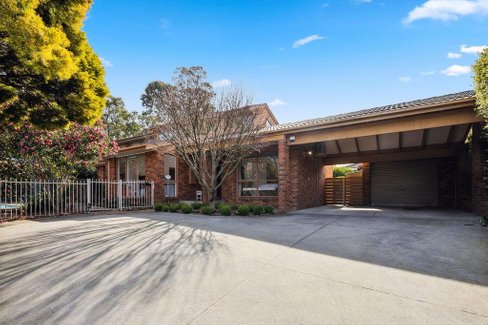 2 Era Court Donvale 3111