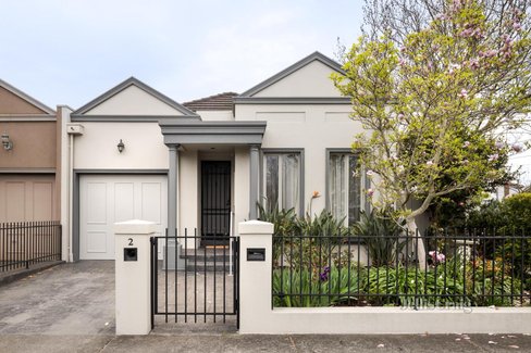 2 Evans Street Fairfield 3078