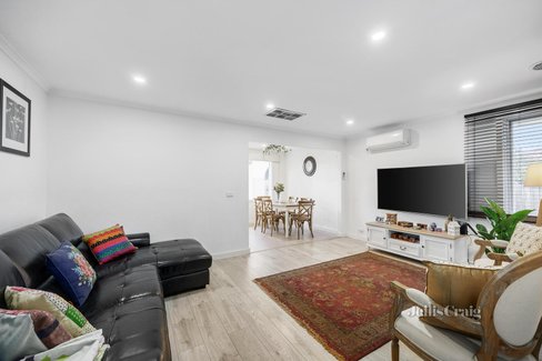 2 Excalibur Avenue Glen Waverley 3150