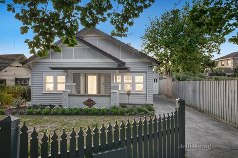 2 Fuller Avenue Glen Iris 3146
