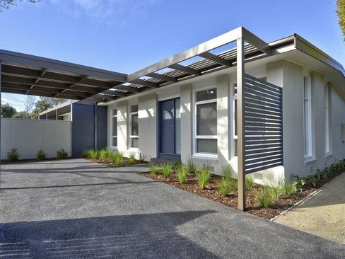 2 Glamis Street Newtown 3220