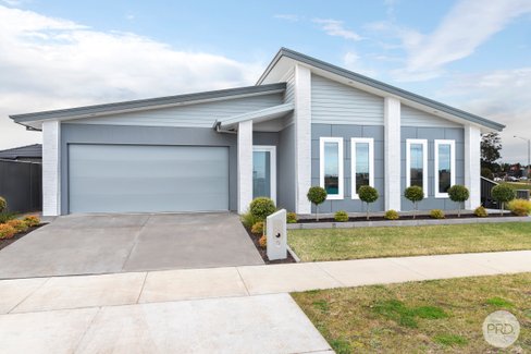 2 Groat Street, LUCAS VIC 3350
