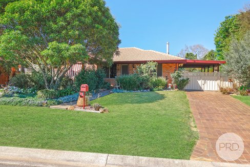 2 Hamilton Court, TAMWORTH