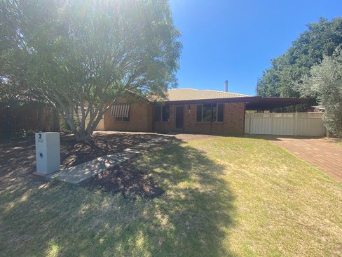 2 Hamilton Court, TAMWORTH NSW 2340