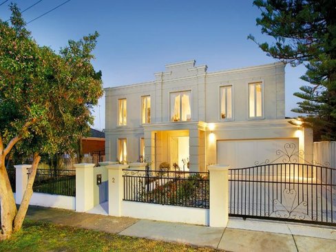 2 Hamilton Street Balwyn 3103