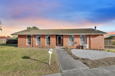 2 Howitt Avenue Corio 3214