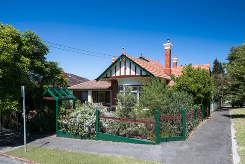 2 Ilma  Grove Northcote 3070