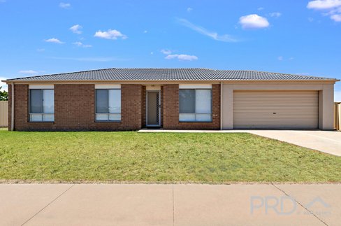 2 Immacolata Rise, RED CLIFFS