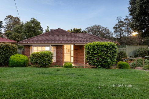 2 Jull Parade Ringwood North 3134