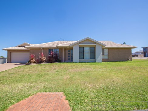 2 Koppie Close, RAWORTH NSW 2321