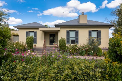 2 Langley Street Kyneton 3444