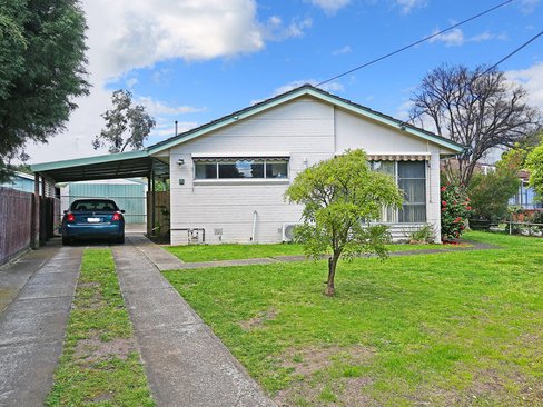 2 Leura Court Corio 3214