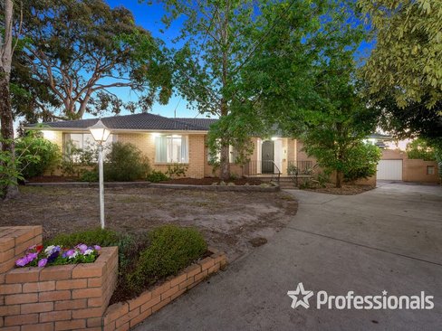 2 Linda Place Ringwood North 3134