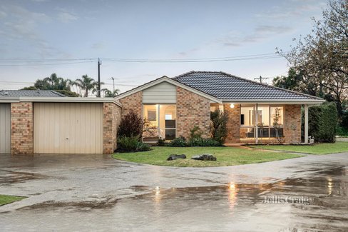 2 Longbeach Close Aspendale 3195