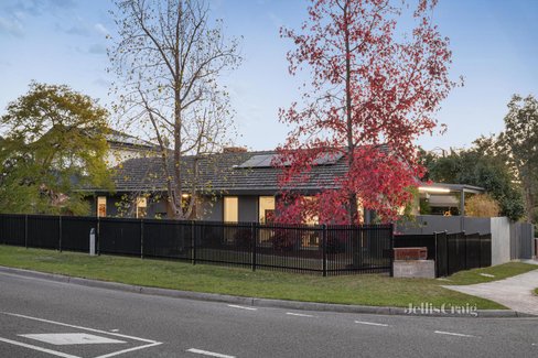 2 Lynwood Crescent Lower Plenty 3093