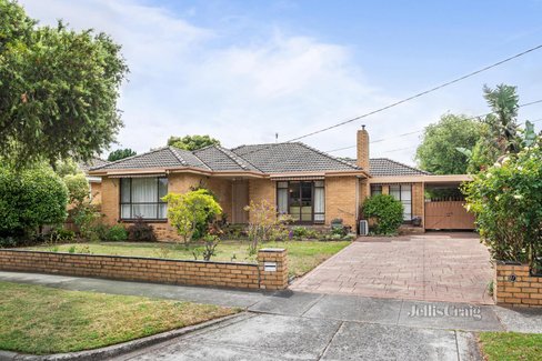 2 Magnolia Avenue Bentleigh East 3165