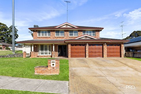 2 Marcus Clarke Crescent, GLENMORE PARK NSW 2745