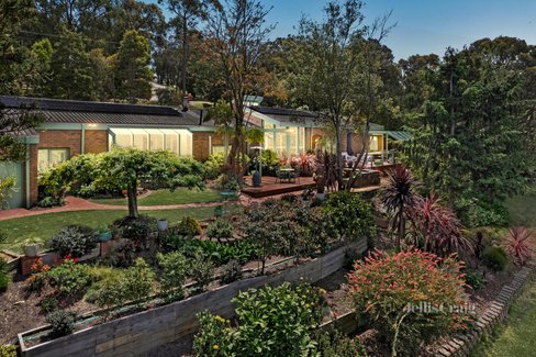 2 Margaret Road Healesville 3777