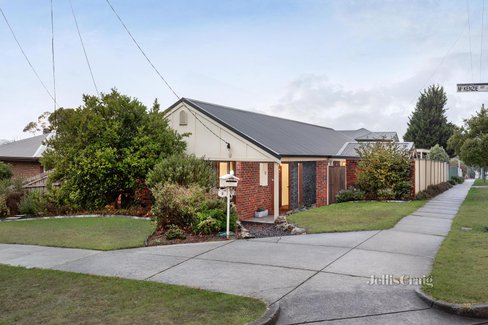 2 Mckenzie Court Greensborough 3088
