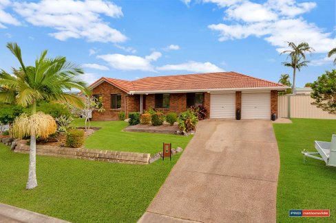 2 Oakland Court, BURLEIGH WATERS QLD 4220