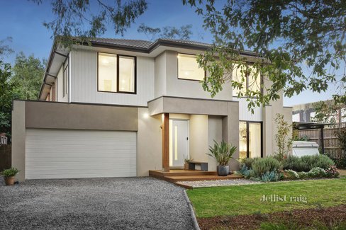 2 Oliver Avenue Blackburn 3130