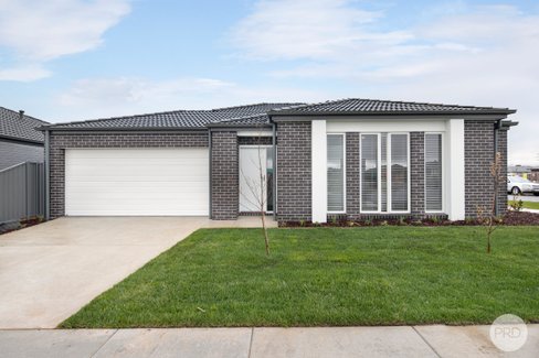 2 Opal Street, ALFREDTON VIC 3350