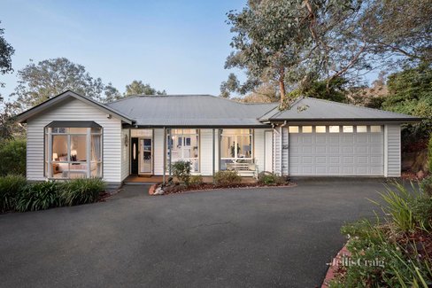 2 Orchid Way Hurstbridge 3099