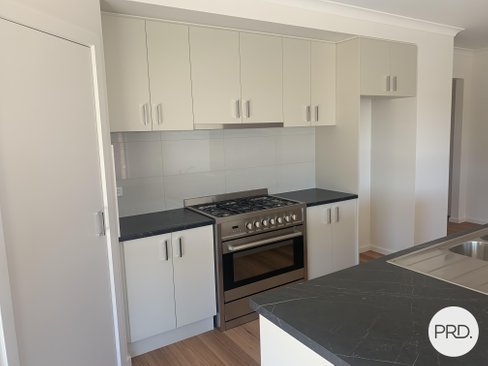 2 Osborne Court, SHEPPARTON VIC 3630