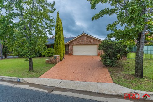 2 Overlanders Way, TAMWORTH NSW 2340