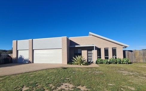 2 OWTTRIM Circuit, O'CONNELL QLD 4680