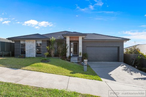 2 Pandanus Circuit, BOLWARRA HEIGHTS NSW 2320