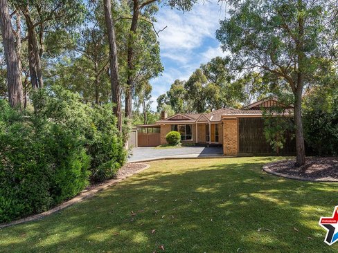 2 Pearl Court Mount Evelyn 3796