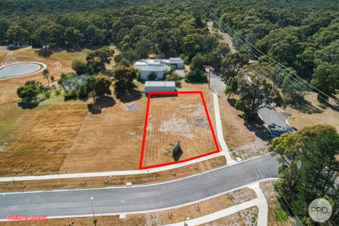 2 Penhall Way, BALLARAT EAST VIC 3350