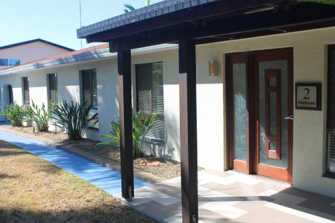 2 Polmaise Street, BOYNE ISLAND QLD 4680