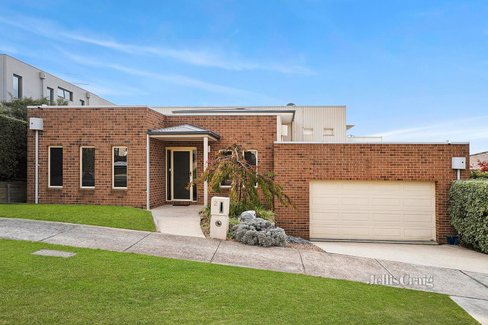 2 Polo Place Highton 3216