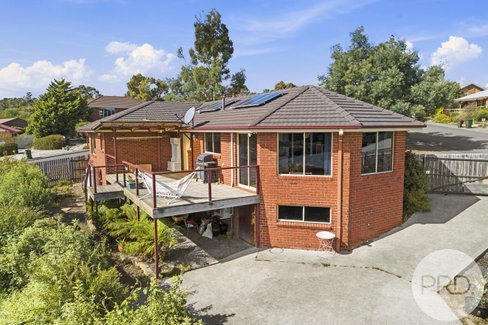2 Saffron Drive, KINGSTON TAS 7050