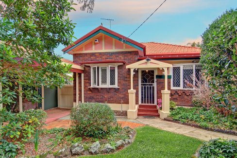 2 Salisbury Street, SOUTH HURSTVILLE NSW 2221