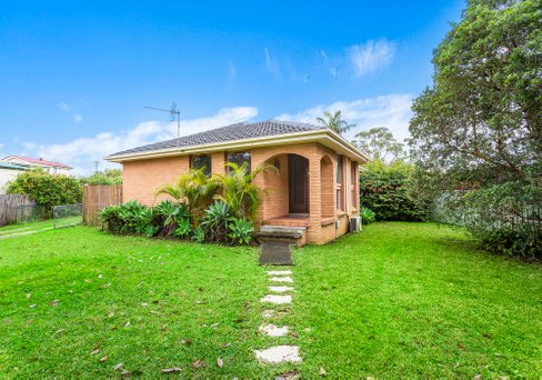 2 Seaforth St, BOMADERRY NSW 2541