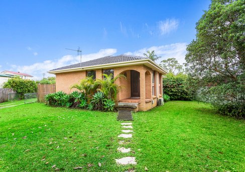 2 Seaforth St, BOMADERRY NSW 2541